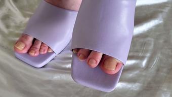 Mule Toes & Dangle