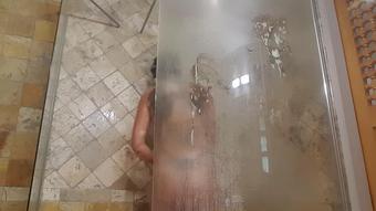 2017.07.02 Watch Brunette Teen Under Shower In Hotel