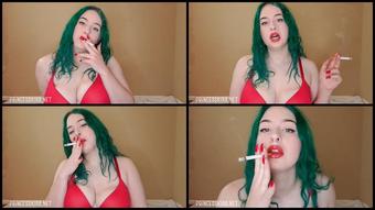 Prlncessklra Red Lips And Nails Smoking