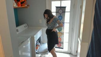 Taking Advantage of Stuck Pregnant Mom