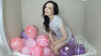 Balloon peeing - October 11, 2019
