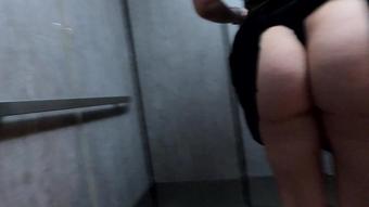 Miniskirt-Flashing-Quotoopsquot