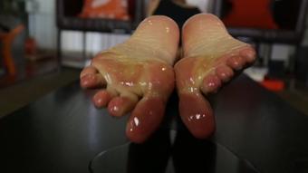 Becky's Oily Soles For Horny Poles - Nov 5, 2018