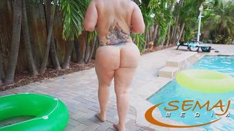 Busty Pawg Betty Bang Pool Walk Twerk Semaj Media - May 21, 2021