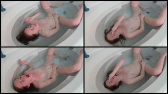 Jessie Wolfe Going Under Again