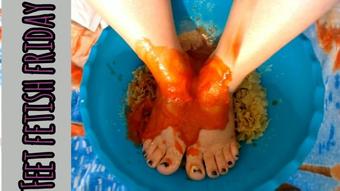 Paisleehaze Hamburger Helper And Feet