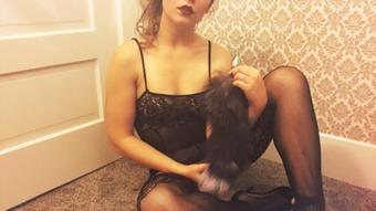 Foxy Sara