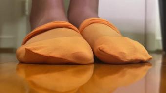 Nylon Socks Play Removal