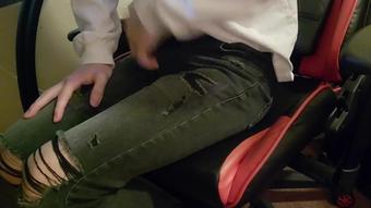 Desperately long time pee holding and wetting during work