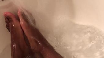 Feet Play