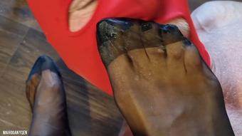 A Sucker for Ebony Feet & Nylons