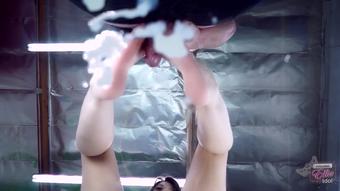 FOOTJOB FACIAL FOR CUCKY - December 05, 2015