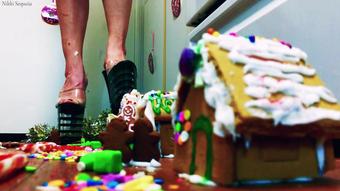 Nikki Sequoia The Gingerbread Giantess