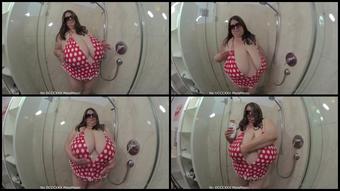 Majamagic44M 12 05 2022 2452683403 Maja In The Shower With Gopro