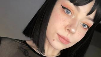 Brunette long Live hot Show - Jul 3, 2022