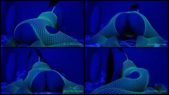 Jessieminx Blacklight Booty Bounce