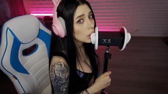 ASMR 3DIO EAR LICKING INCREDIBLY HOT. HONEY HAZE