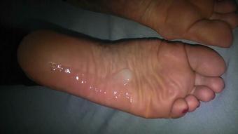 JERK OFF TO HER SOLES - February 12, 2025