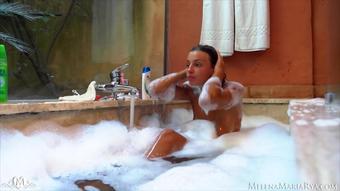 Melenamariarya - Wet Games 2