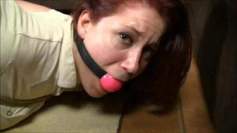 Playing-With-Lolly-3000