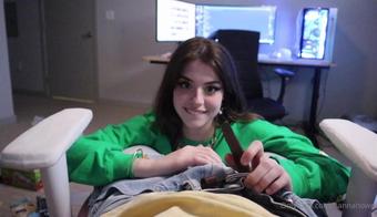 Hannahowo Blowjob