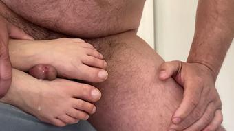 NICOLE'S FOOT FUCK - November 15, 2022