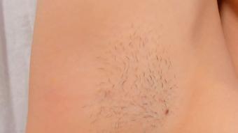 teen shows her hairy armpits - Jan 23, 2023