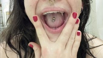 Drooly Bathtub Ahegao play - January 09, 2020