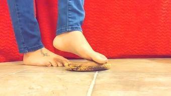 Crushing a banana barefoot with JOI