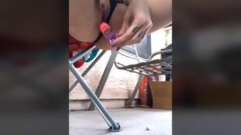 Brattybella 8 Mins Of Outdoor Squirting