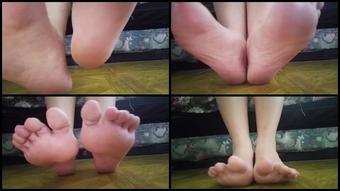 Lovelyangel   My Feet Own You   Manyvids