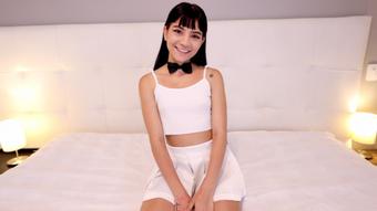 Anny Double Glazed Audition - June 26, 2022