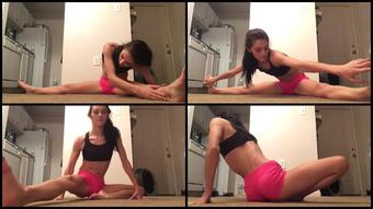 Sexxxilexii Stretch Flex Mini Work Out Mov