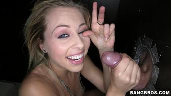 Zoey Monroe Gloryholeloads.Com Sucking Dick Until They Cum All Over Ghl12244) 09.10.2013