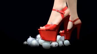 DAY 8. BREAKING YOUR BAUBLES: 12 DAYS - December 10, 2018
