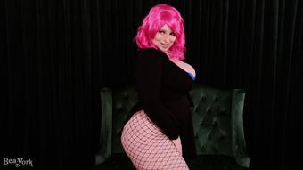 Thick Pink Haired Cutie Comes Home for a Threesome - September 18, 2023