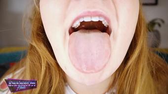 Close Up Spit Play Asmr
