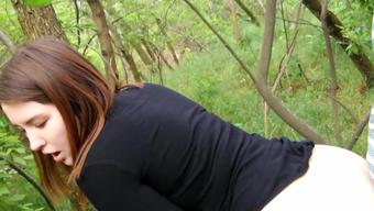 Slutty tourist just invited to fuck her first guy she met outdoor! PUBLIC AGENT POV • WaldemaRia