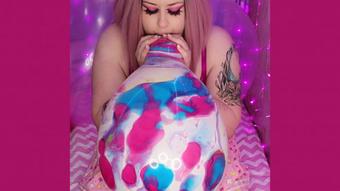 BBW kitten blows, squeezes &pops loons - December 01, 2021