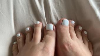 Suck my toes with new pedicure