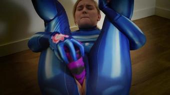 Samus Cosplay Dildo Ride