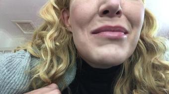 Ariel Anderssen Gappy Toothed Mouth Tour