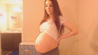 Aubreyaurora Wife Impregnated By An Alpha Male 9Month