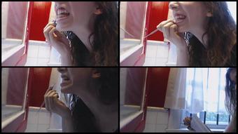 Canadiansammy Sammy Bathroom Teeth Scrape 2015 07 03