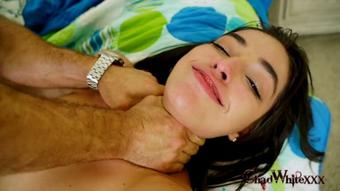1MIN Emily Willis facial by Chad White - June 20, 2021