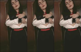 Mandi Moonsugar Elizabeth Cumstock Striptease