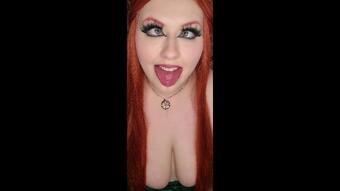 Ginger BBW Goddess Dripping Wet Ahegao - April 10, 2022
