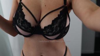 Video 68 Dressing