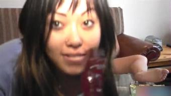 I disturb my gf while she Play game
