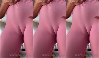 Soyneiva 2020 1428117496 Does Cameltoe Look Yummy You Love Playing With